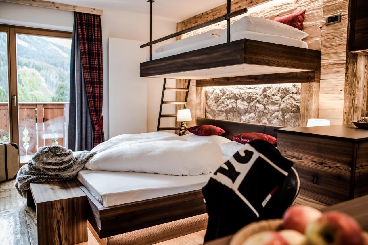 Garni Residence Soraiser Selva di Val Gardena Dış mekan fotoğraf